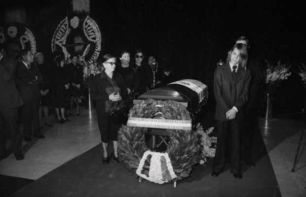 Sepelio de la Escritora y Embajadora de México en Israel Rosario Castellanos